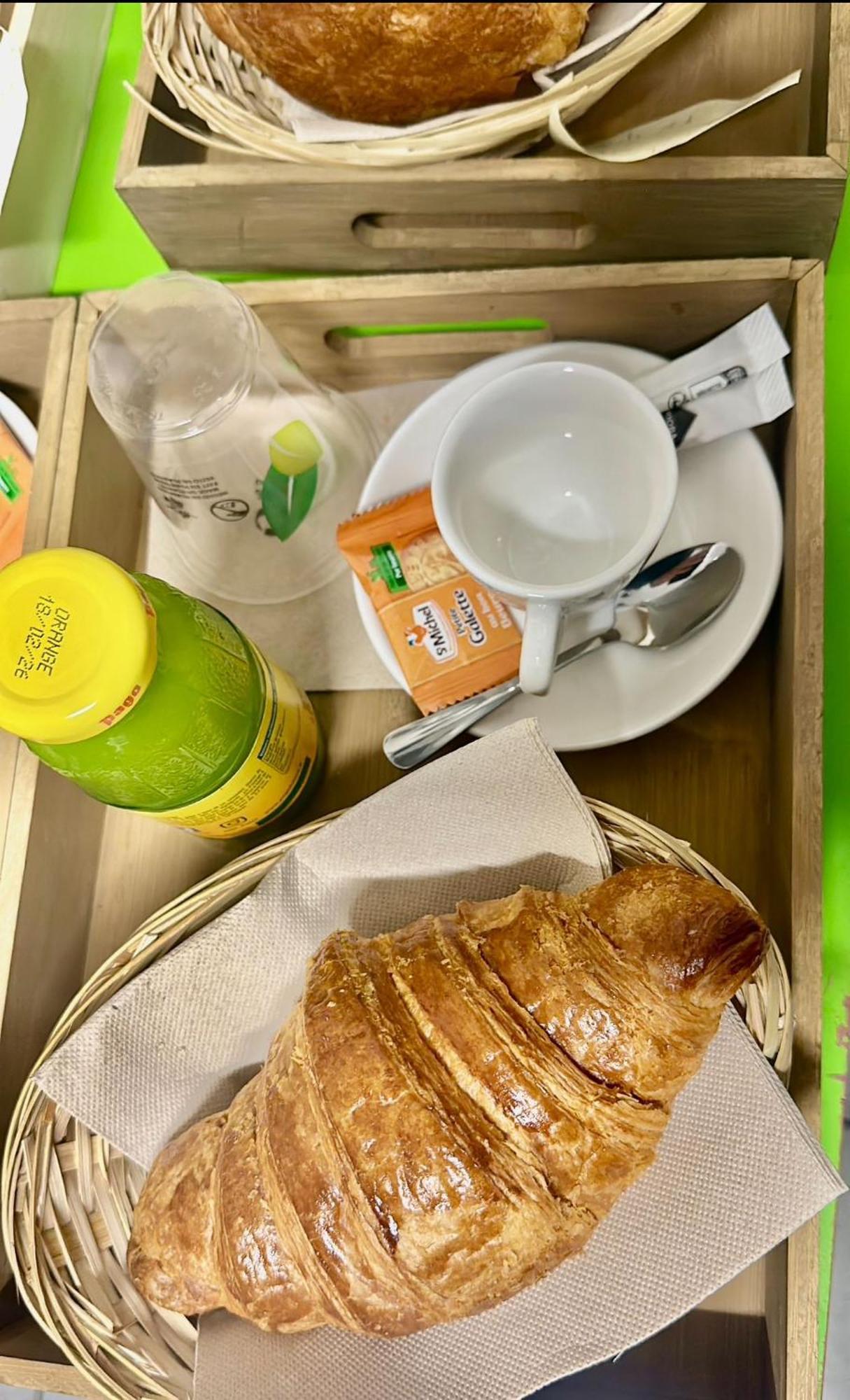 Hotel In Paris Aubervilliers Ngoại thất bức ảnh